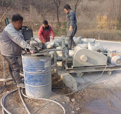 美兰路面下沉注浆